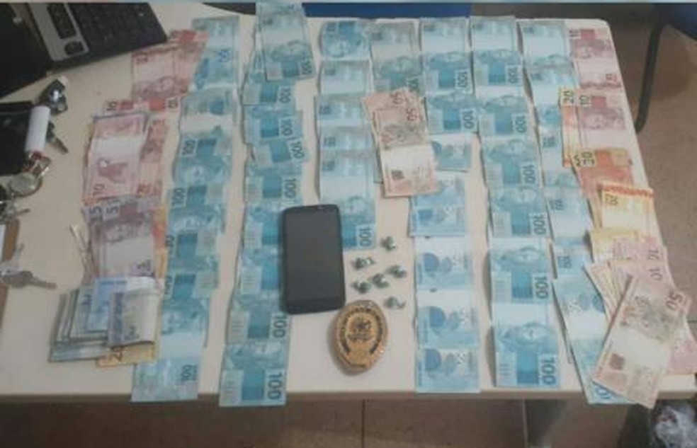 Valor apreendido com o suspeito de tráfico de drogas em Novo Repartimento. — Foto: Polícia Civil do Pará