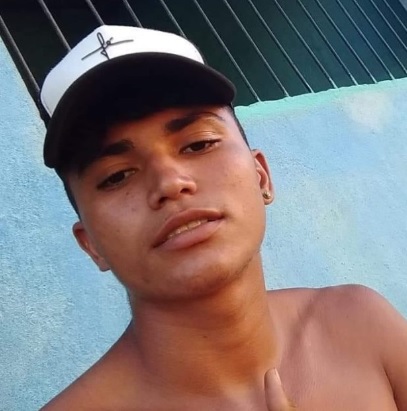 Gleidson Silva de Souza de 18 anos preso acusado de cometer homicídio.