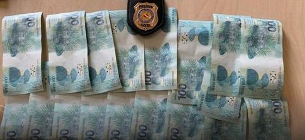 Notas falsas enviadas pelos Correios apreendidas em Senador José Porfírio, no PA — Foto: Polícia Civil do Pará