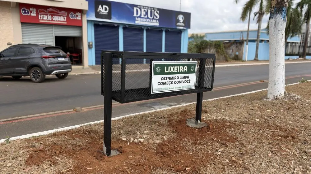 Altamira começa a instalar 15 novas lixeiras em avenidas e áreas de grande circulação