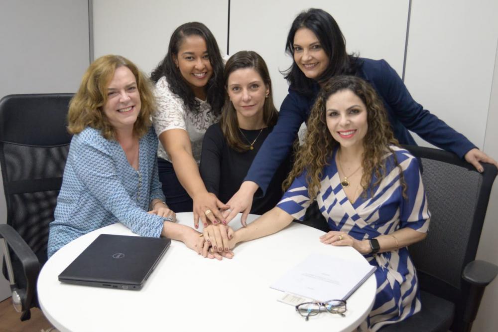 Equipe de Pesquisa e Desenvolvimento da Norte Energia_Projeto de veículos movidos à energia solar